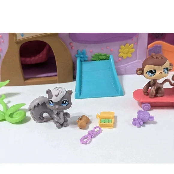 Littlest Pet Shop LPS Kohls Exclusive Pets Only Clubhouse Accessories Purple - Picture 5 of 6
